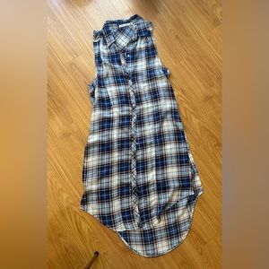 High-low long button-up blouse